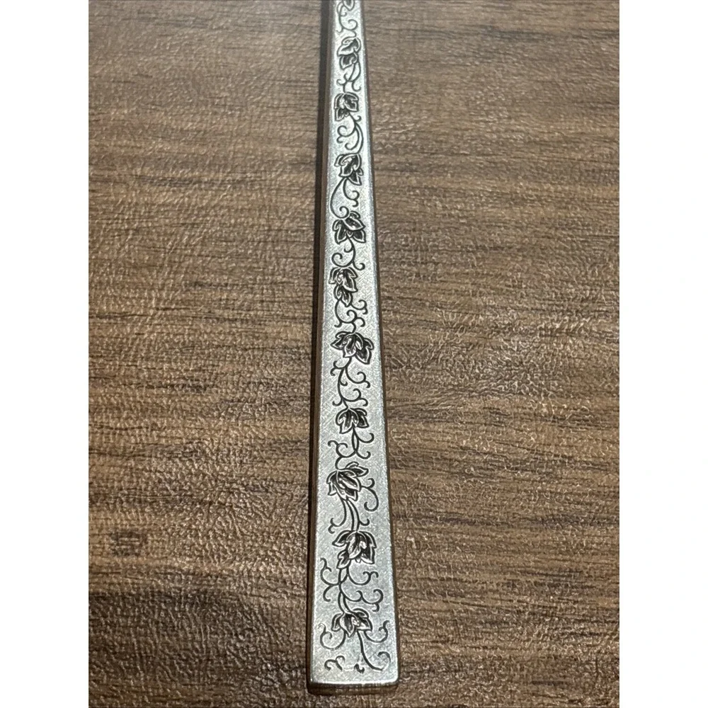 International Silver 1847 Rogers Silverplate  SILVER LACE- 7 Serving Pcs.
